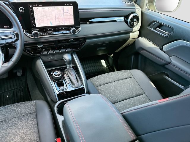 Used 2024 Chevrolet Colorado Z71 w/ Z71 Convenience Package 2 image 24