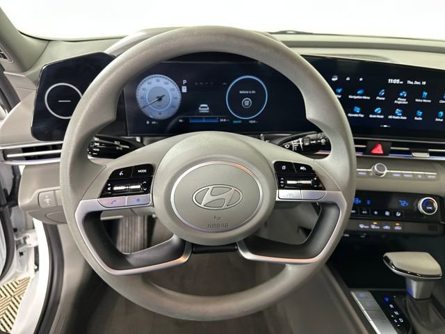 Certified 2024 Hyundai Elantra SEL image 14
