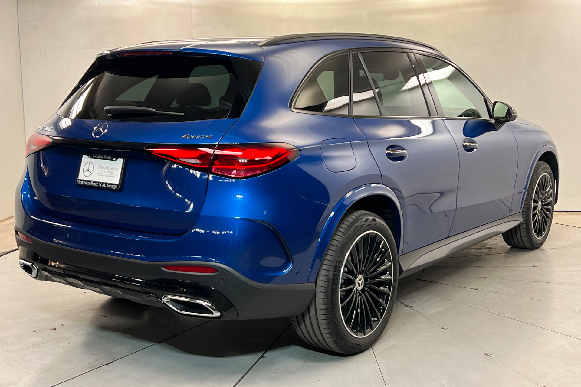 New 2027 Mercedes-Benz GLC 300 4MATIC image 5