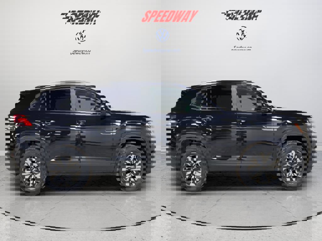 New 2026 Volkswagen Atlas Cross Sport SE image 11