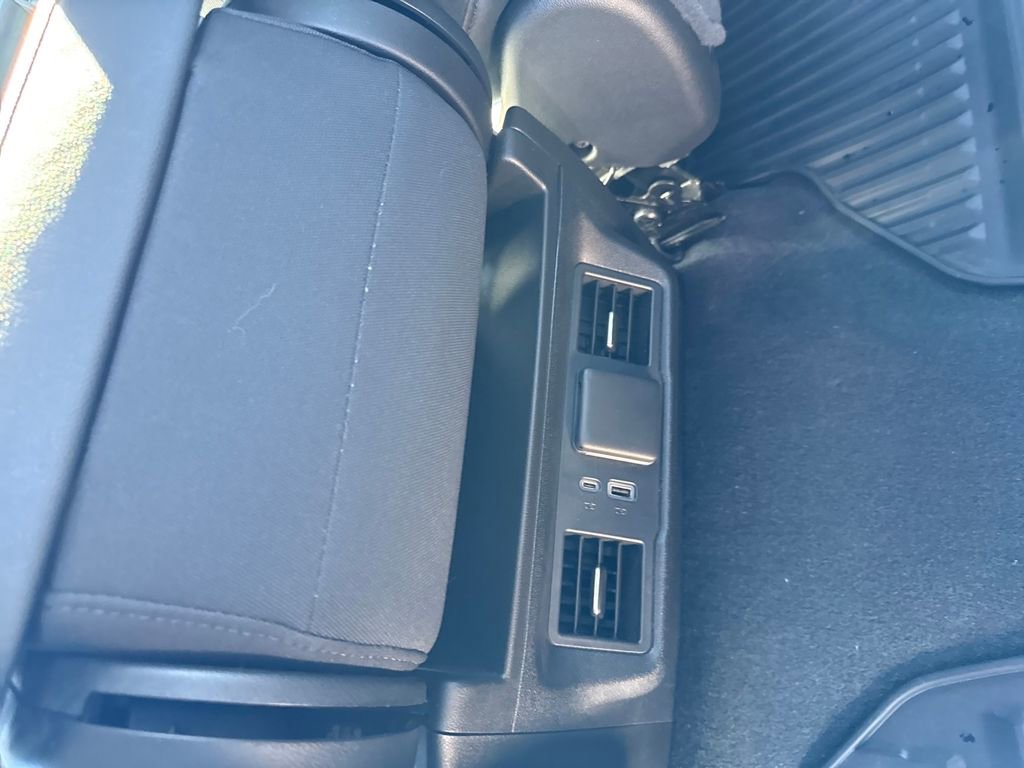 Used 2023 Chevrolet Silverado 1500 LT image 37