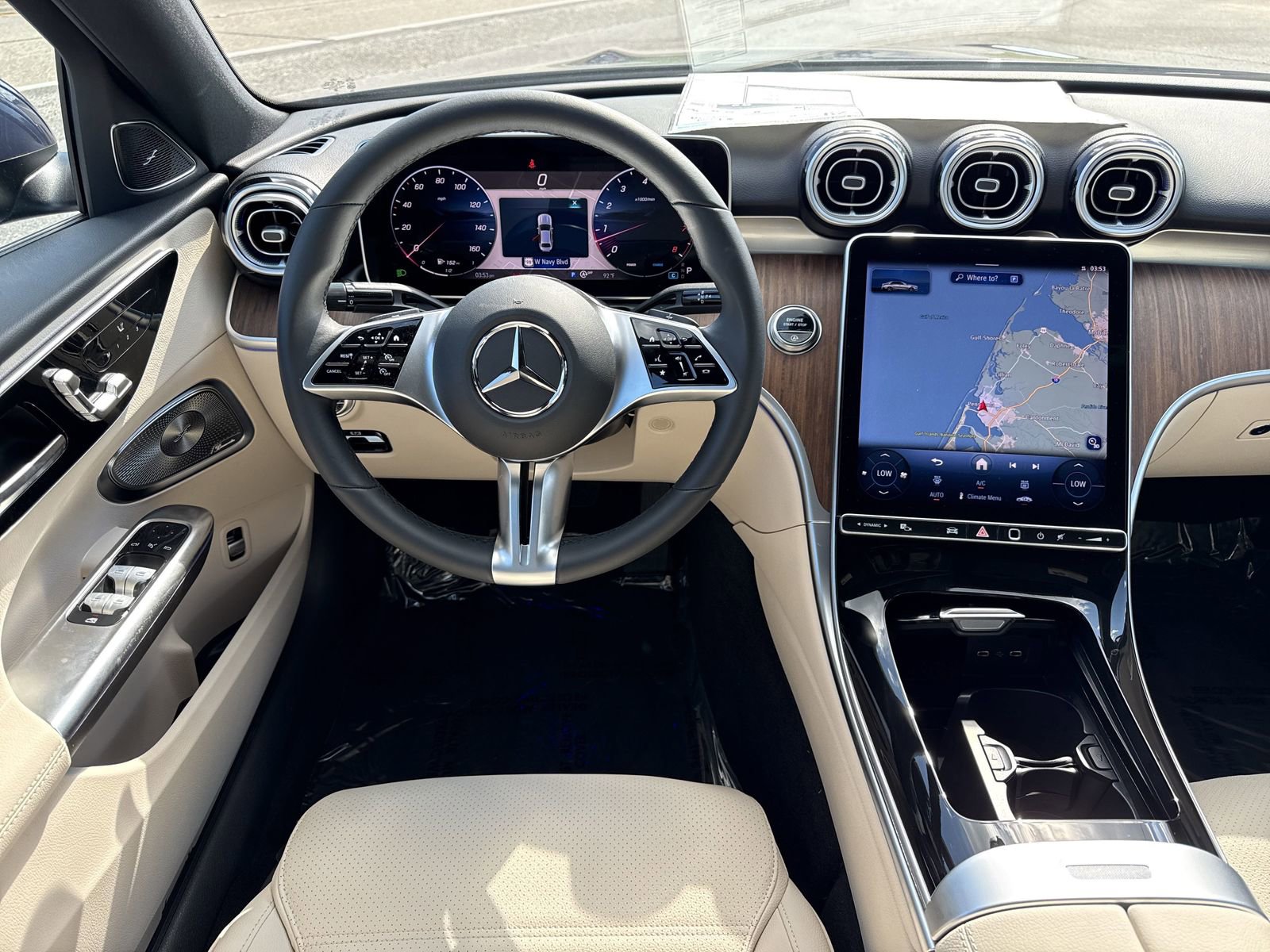 New 2025 Mercedes-Benz C 300 Sedan image 15