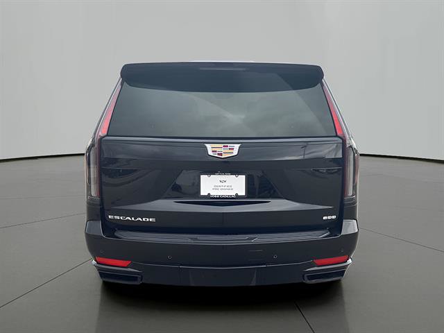 Certified 2022 Cadillac Escalade Sport Platinum w/ Heavy-Duty Trailer Package AWD/4WD image 4