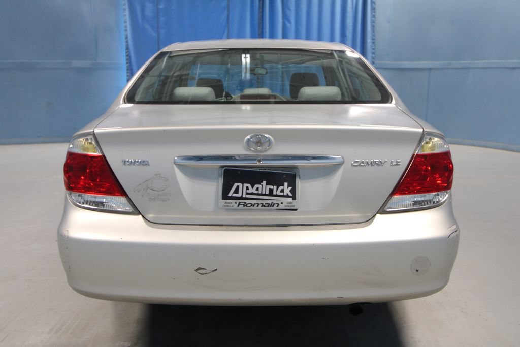 Used 2006 Toyota Camry FWD image 23