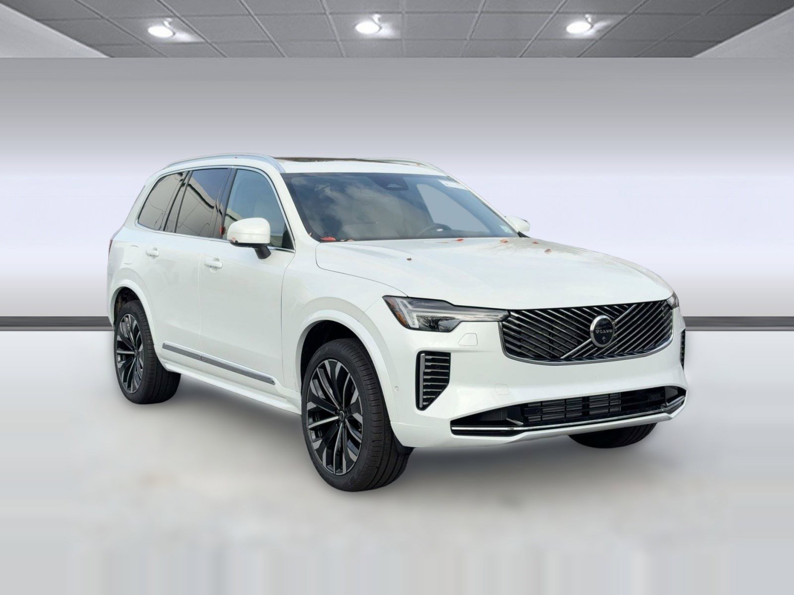 New 2026 Volvo XC90 T8 Plus w/ Protection Package Premier image 7