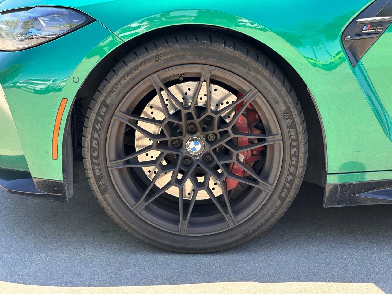 Used 2021 BMW M4 Competition w/ Executive Package image 9