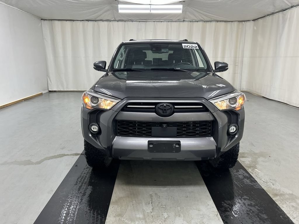 Used 2022 Toyota 4Runner SR5 Premium w/ Moonroof Package AWD/4WD image 3