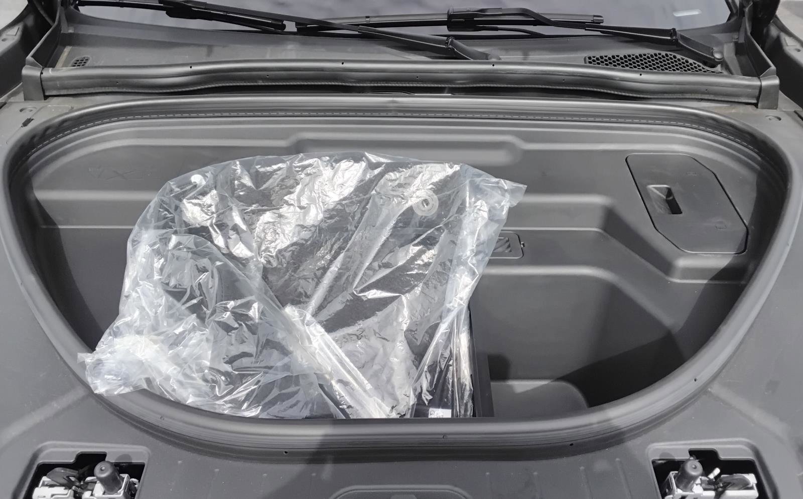 Certified 2025 Audi Q6 e-tron Premium Plus image 13