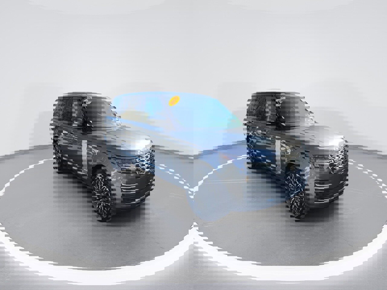 Used 2019 Land Rover Range Rover Long Wheelbase Autobiography image 2