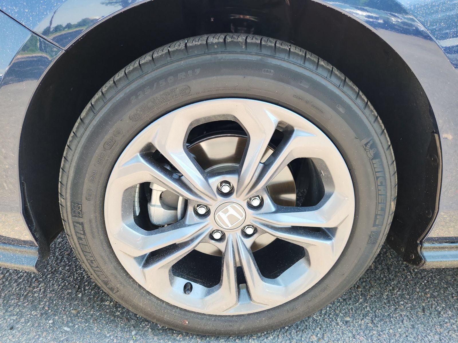 Certified 2023 Honda Accord EX image 17