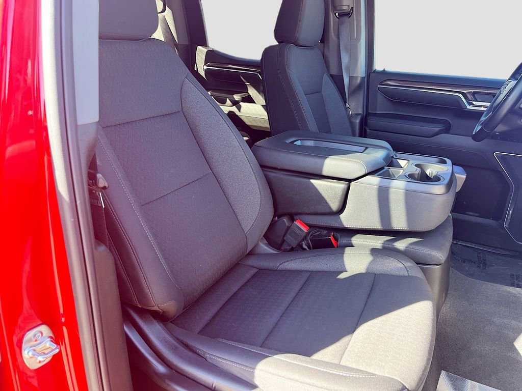 Used 2025 Chevrolet Silverado 1500 LT image 28