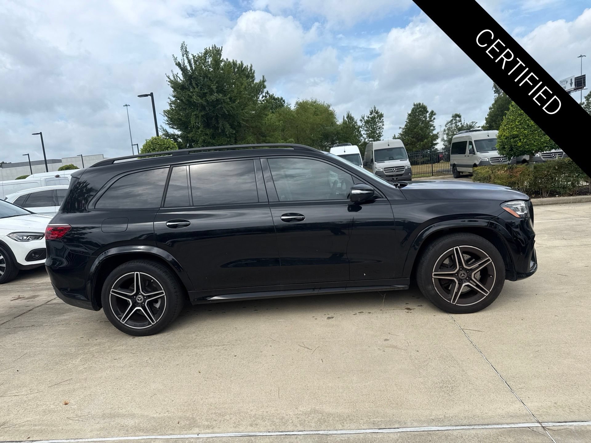 Certified 2024 Mercedes-Benz GLS 450 4MATIC image 3