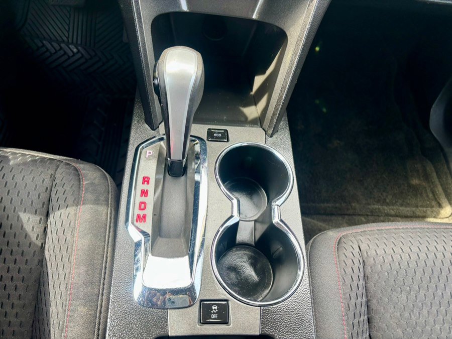 Used 2015 GMC Terrain SLE image 25