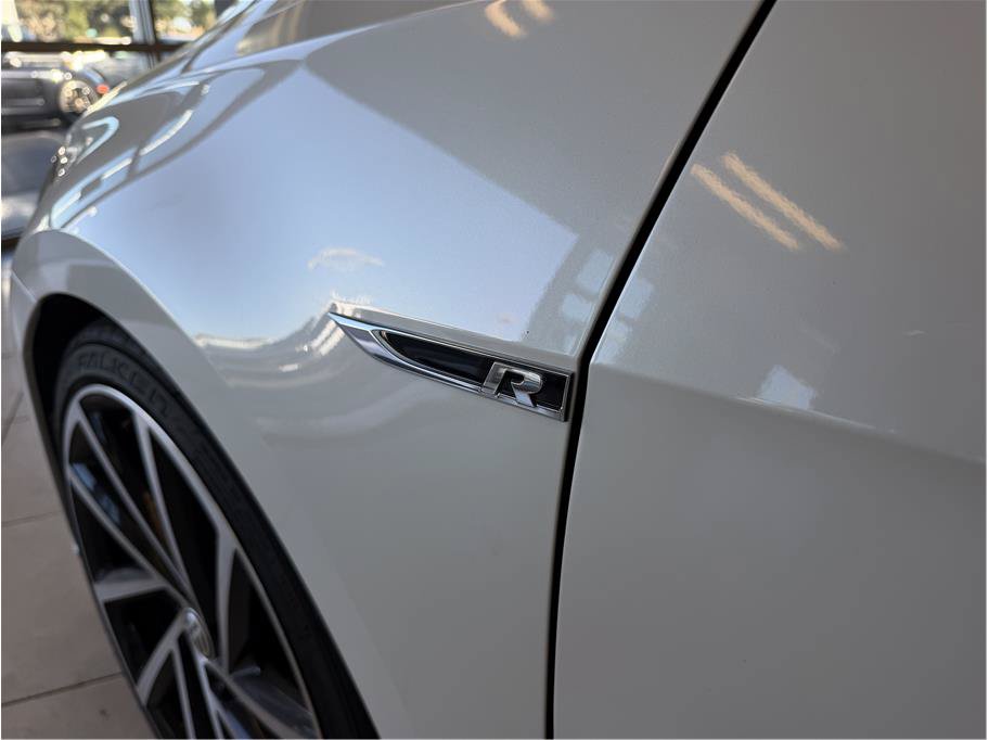Used 2018 Volkswagen Golf 4-Door AWD/4WD image 30