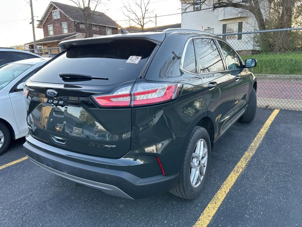 Used 2023 Ford Edge SEL w/ Convenience Package AWD/4WD image 5
