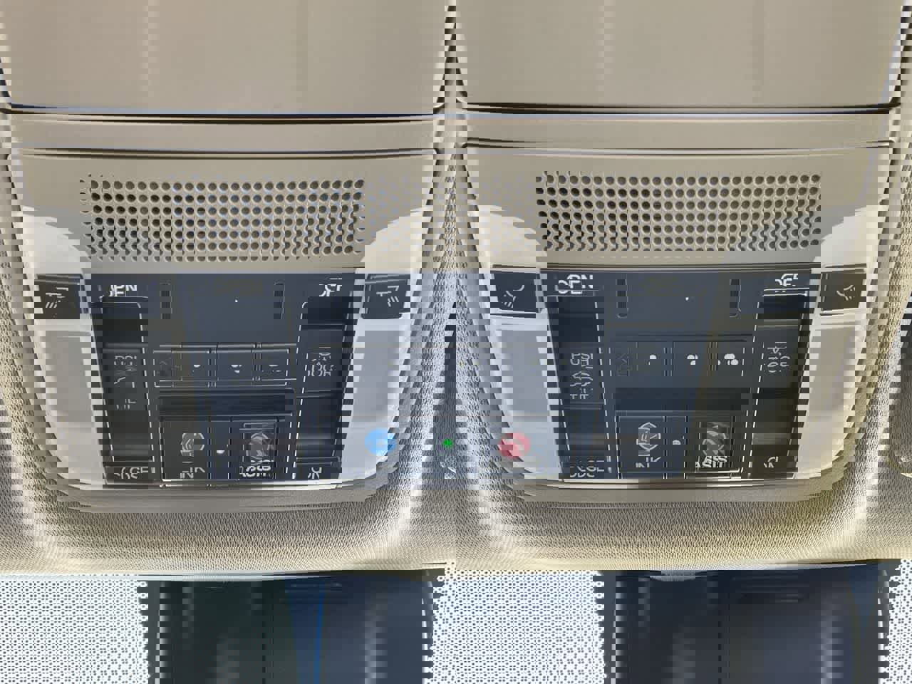 Used 2017 Acura MDX SH-AWD w/ Technology Package image 32