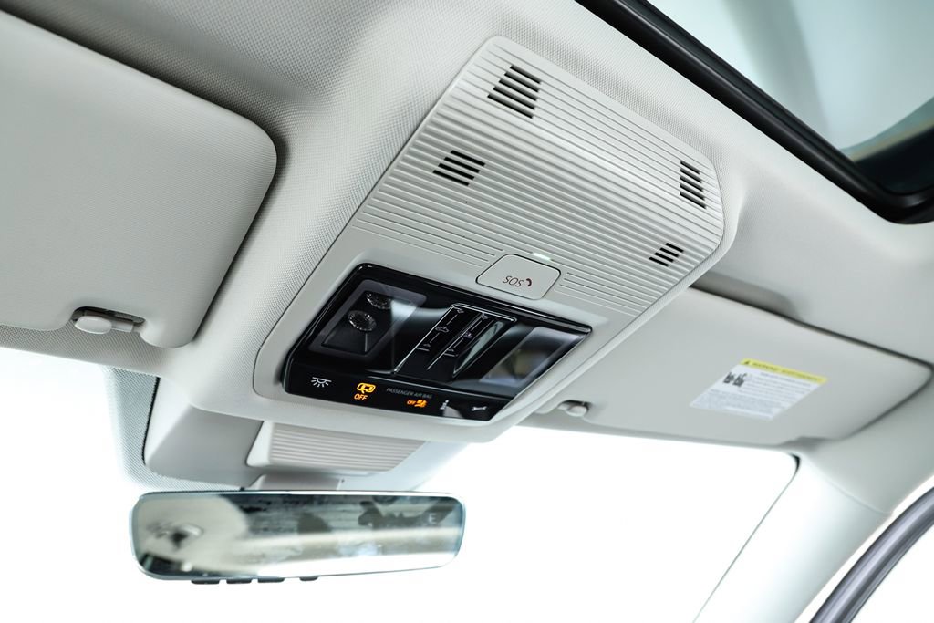 New 2026 Volkswagen Tiguan SE image 64