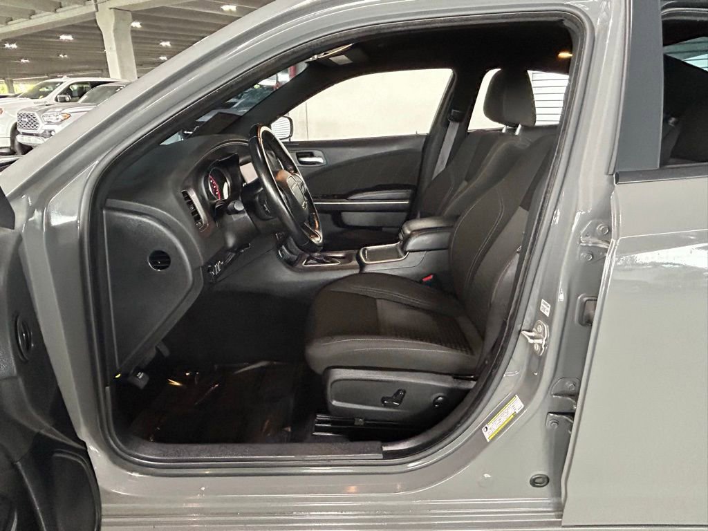 Used 2023 Dodge Charger SXT image 13