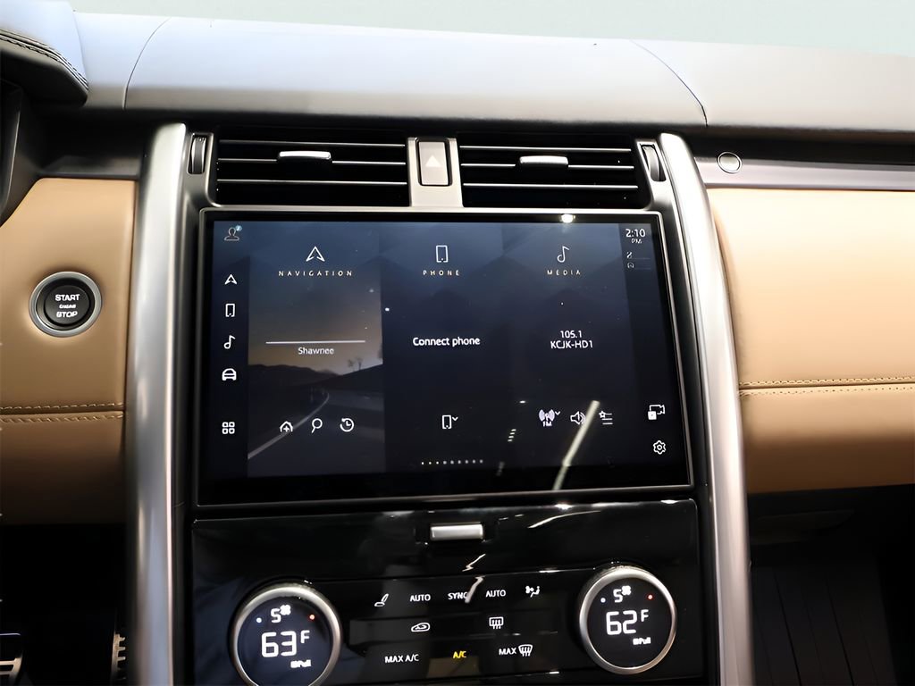 Certified 2025 Land Rover Discovery Metropolitan Edition image 50