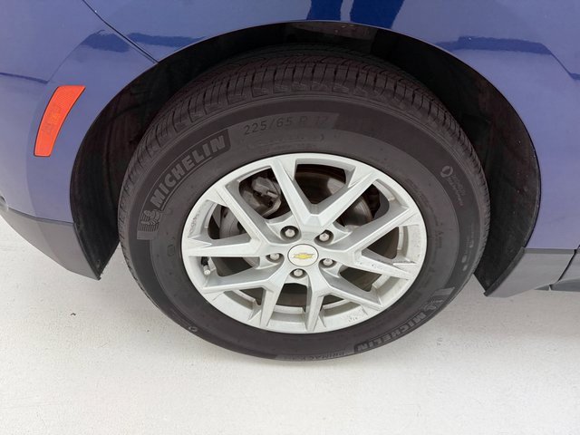 Used 2022 Chevrolet Equinox LS w/ LS Convenience Package image 6