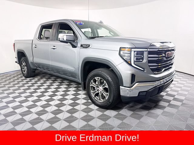 Used 2026 GMC Sierra 1500 SLT AWD/4WD image 1