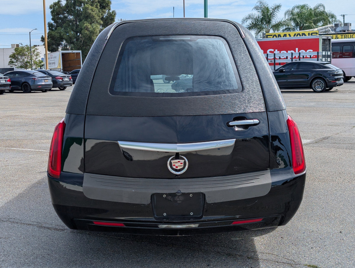 Used 2017 Cadillac XTS image 6