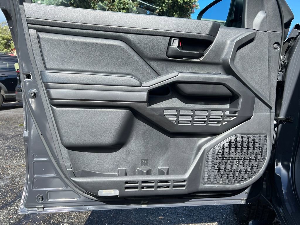 Certified 2025 Toyota Tacoma SR5 w/ SR5 Upgrade Package image 40