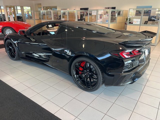 New 2025 Chevrolet Corvette Z06 w/ Stealth Interior Trim Package image 7