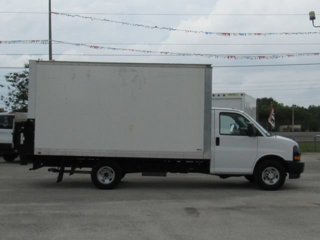 Used 2021 Chevrolet Express 3500 w/ Power Convenience Package RWD image 2