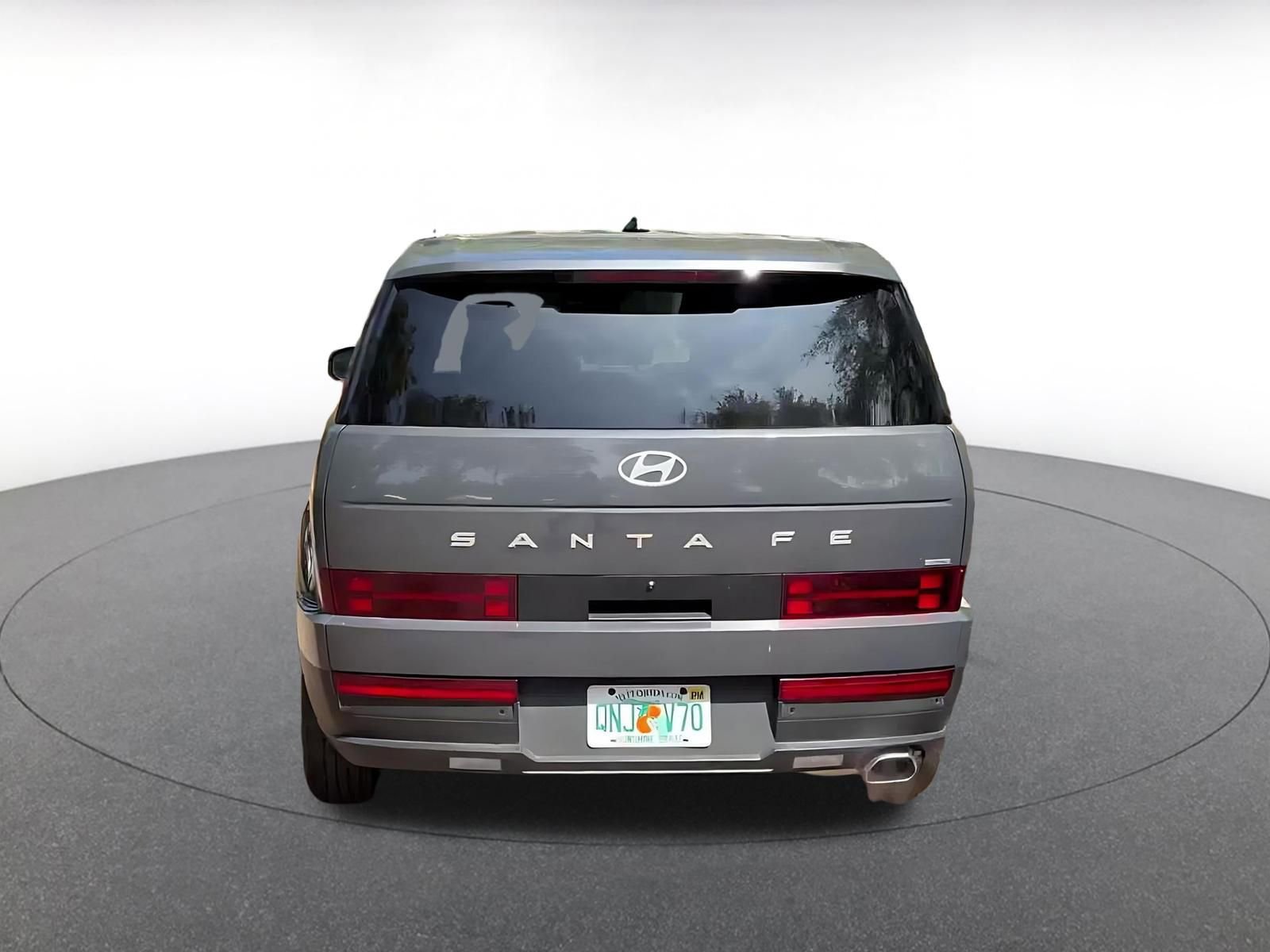 Used 2025 Hyundai Santa Fe SEL AWD/4WD image 12