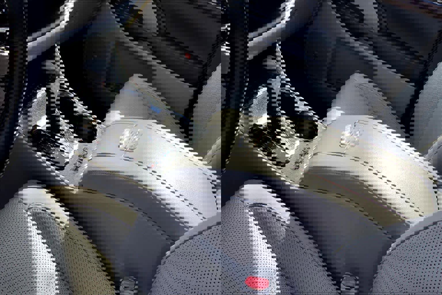 Used 2015 Toyota Highlander Limited Platinum image 13