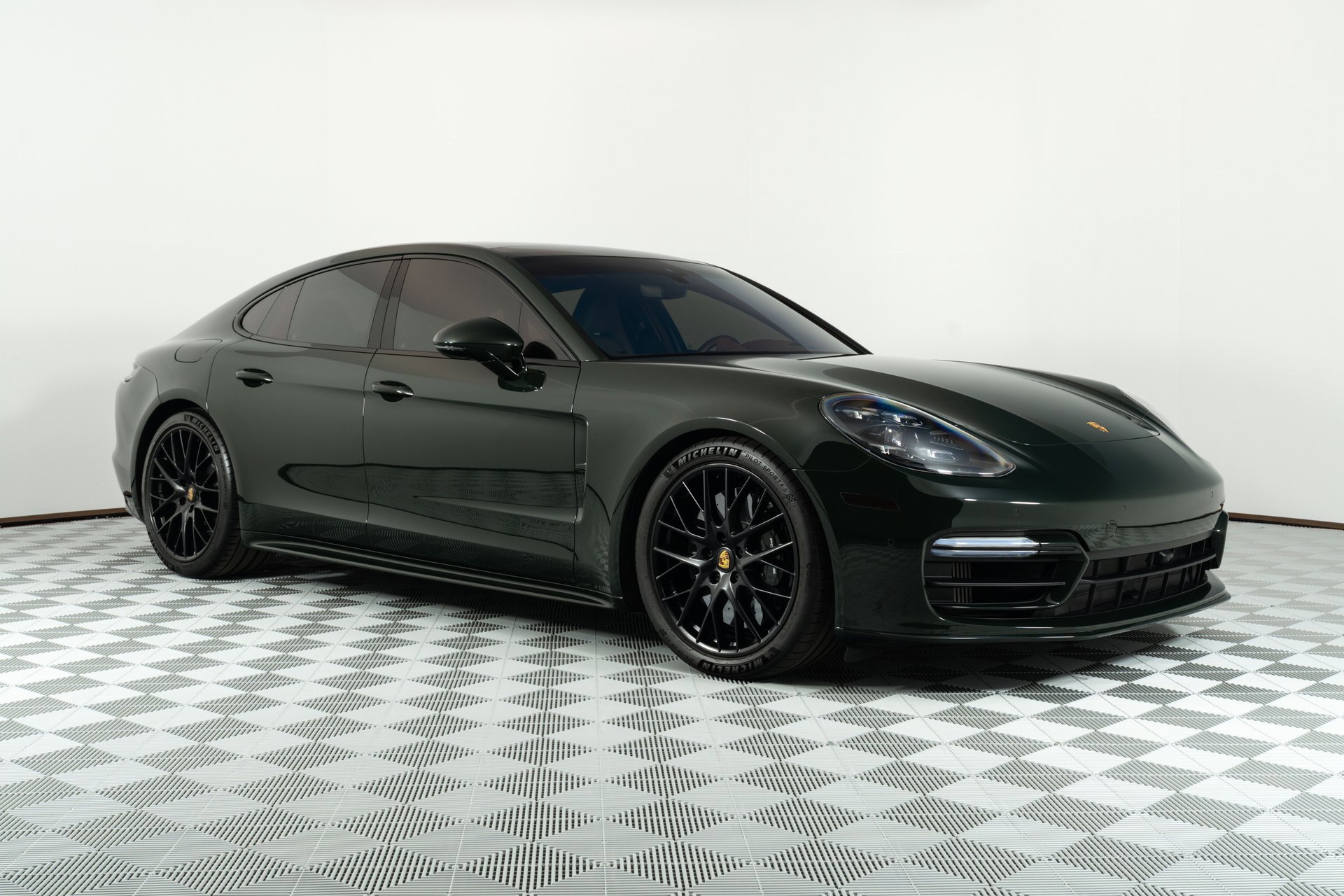 Used 2022 Porsche Panamera Turbo S