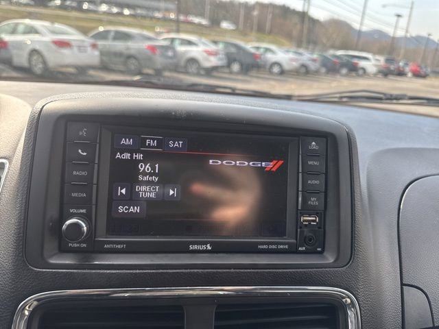 Used 2020 Dodge Grand Caravan SXT image 19