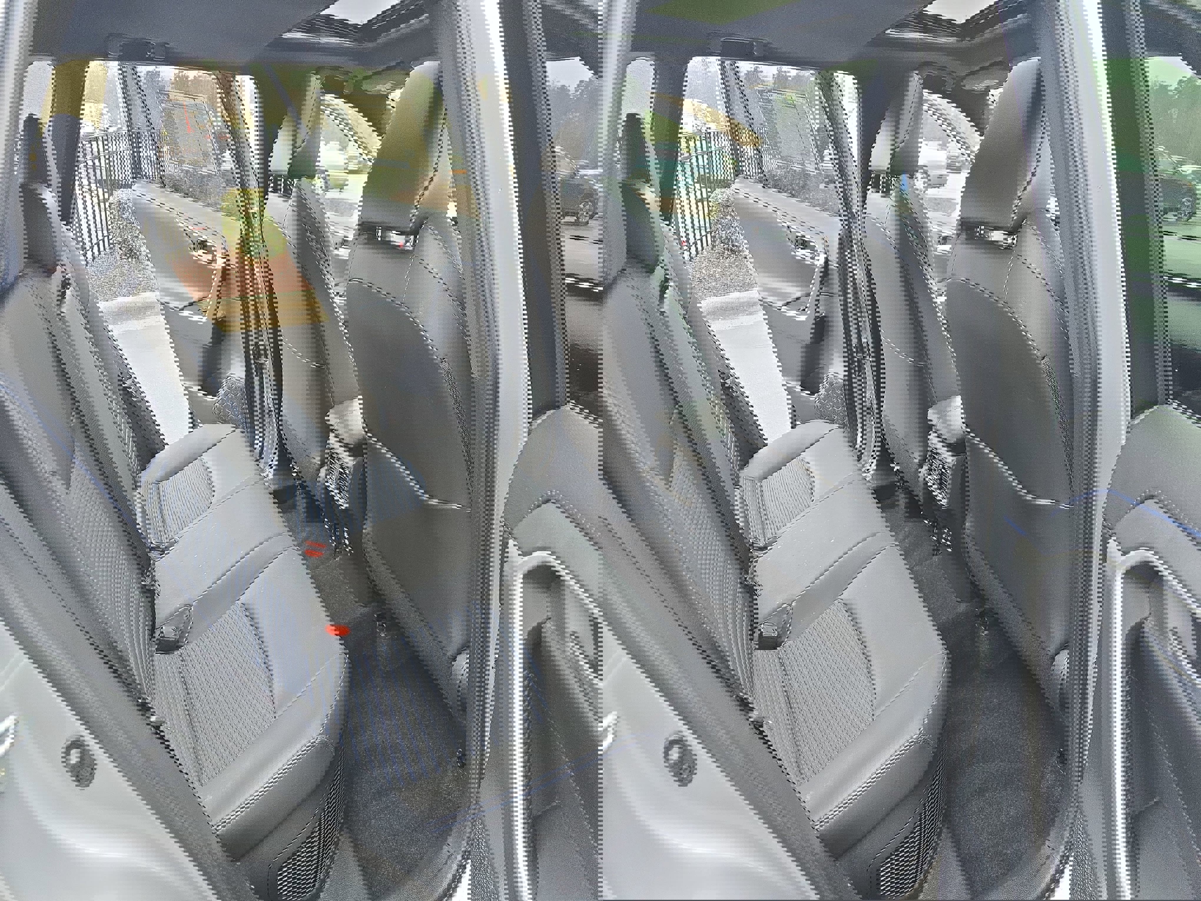 Used 2019 Toyota RAV4 XSE w/ XSE Weather Package image 11