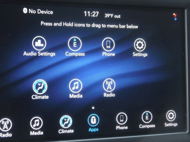 Certified 2020 Chrysler Voyager L image 21