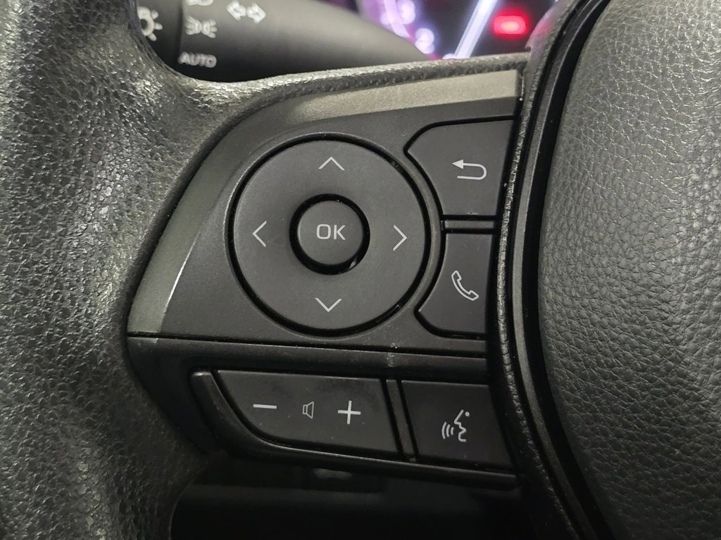 Used 2024 Toyota RAV4 XLE image 31