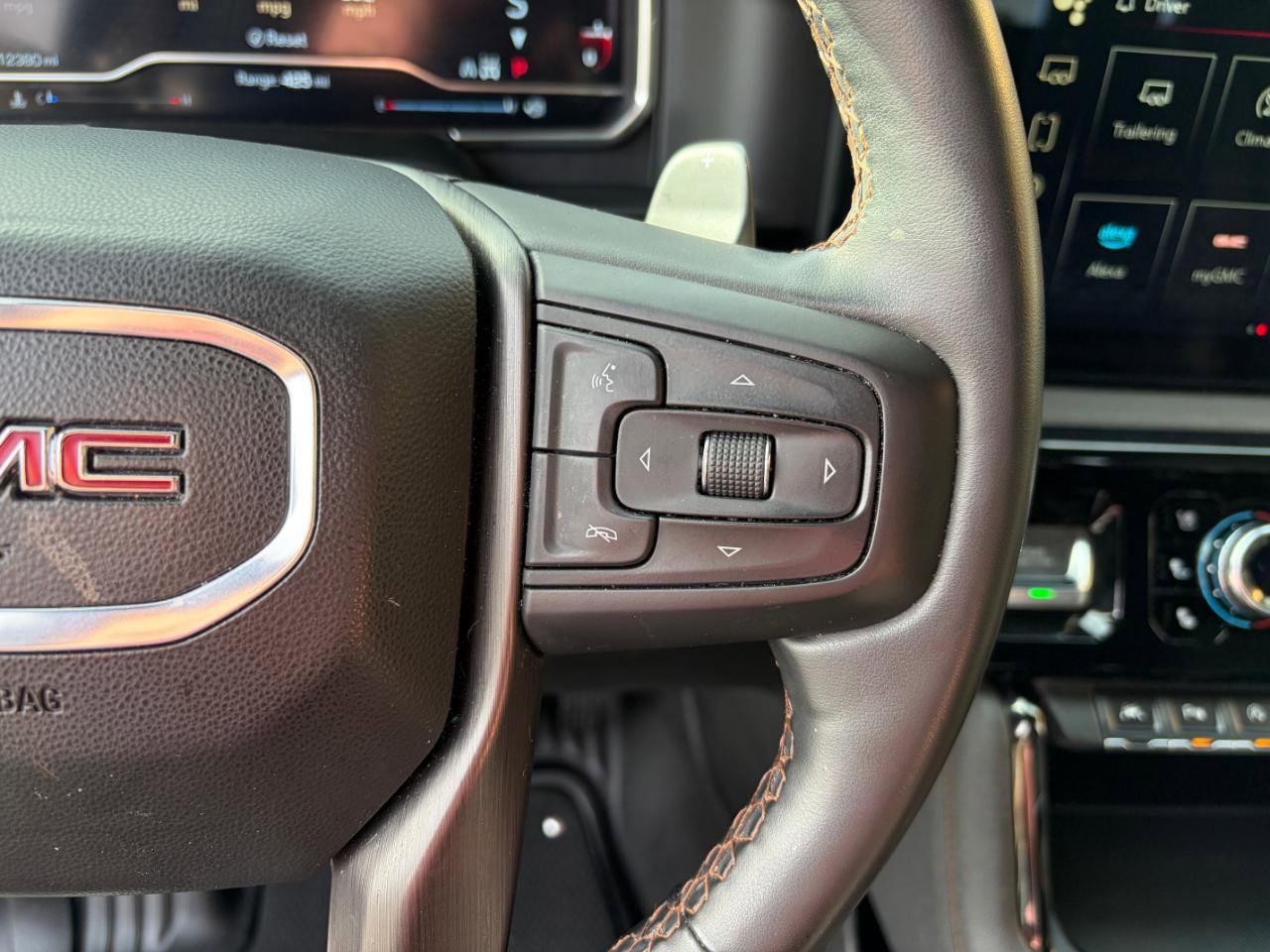 Used 2025 GMC Sierra 1500 AT4 w/ AT4 Premium Package image 19