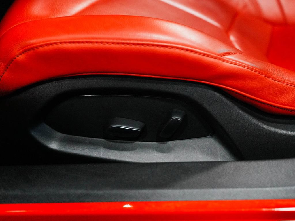 Used 2023 Chevrolet Corvette Stingray Convertible w/ Z51 Performance Package image 32