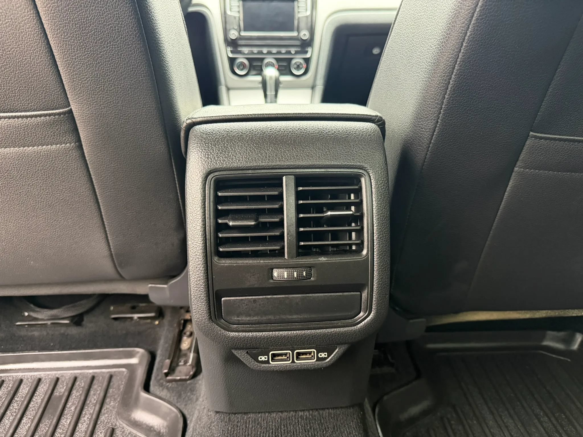 Used 2019 Volkswagen Passat 2.0T Wolfsburg FWD image 19