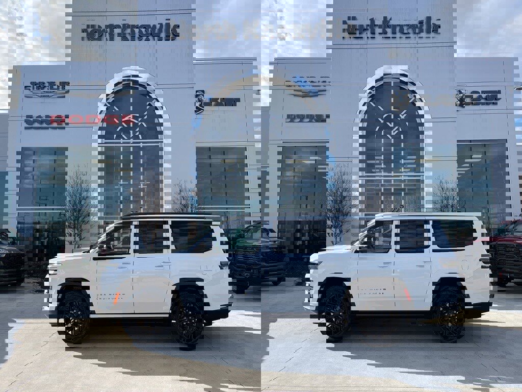 New 2026 Jeep Grand Wagoneer L Limited image 2