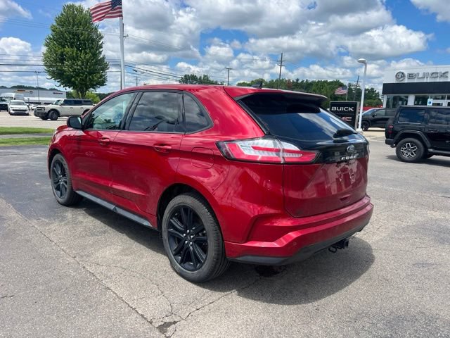 Used 2024 Ford Edge ST-Line w/ Class II Trailer Tow Package AWD/4WD image 8