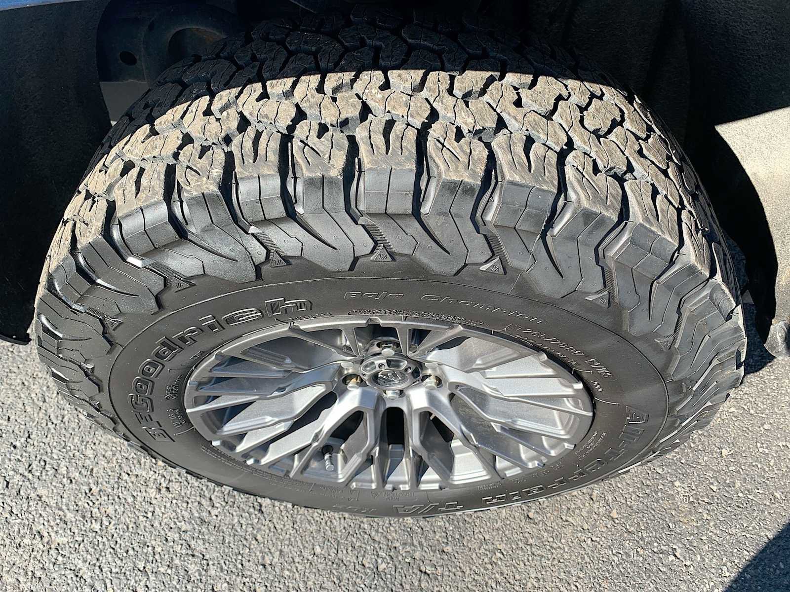 Used 2019 Chevrolet Colorado LT image 29