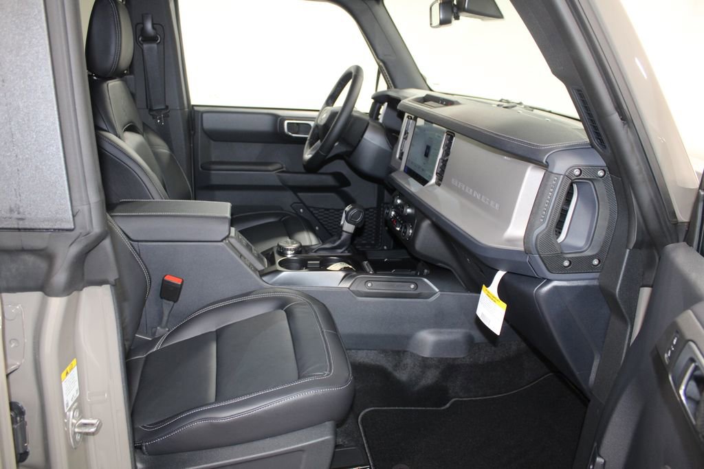 New 2025 Ford Bronco Outer Banks image 28