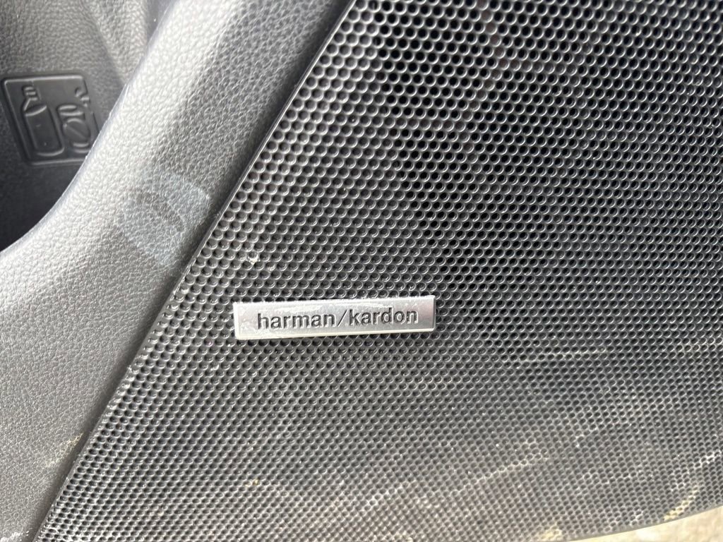 Used 2023 Subaru Crosstrek 2.5i Limited image 32