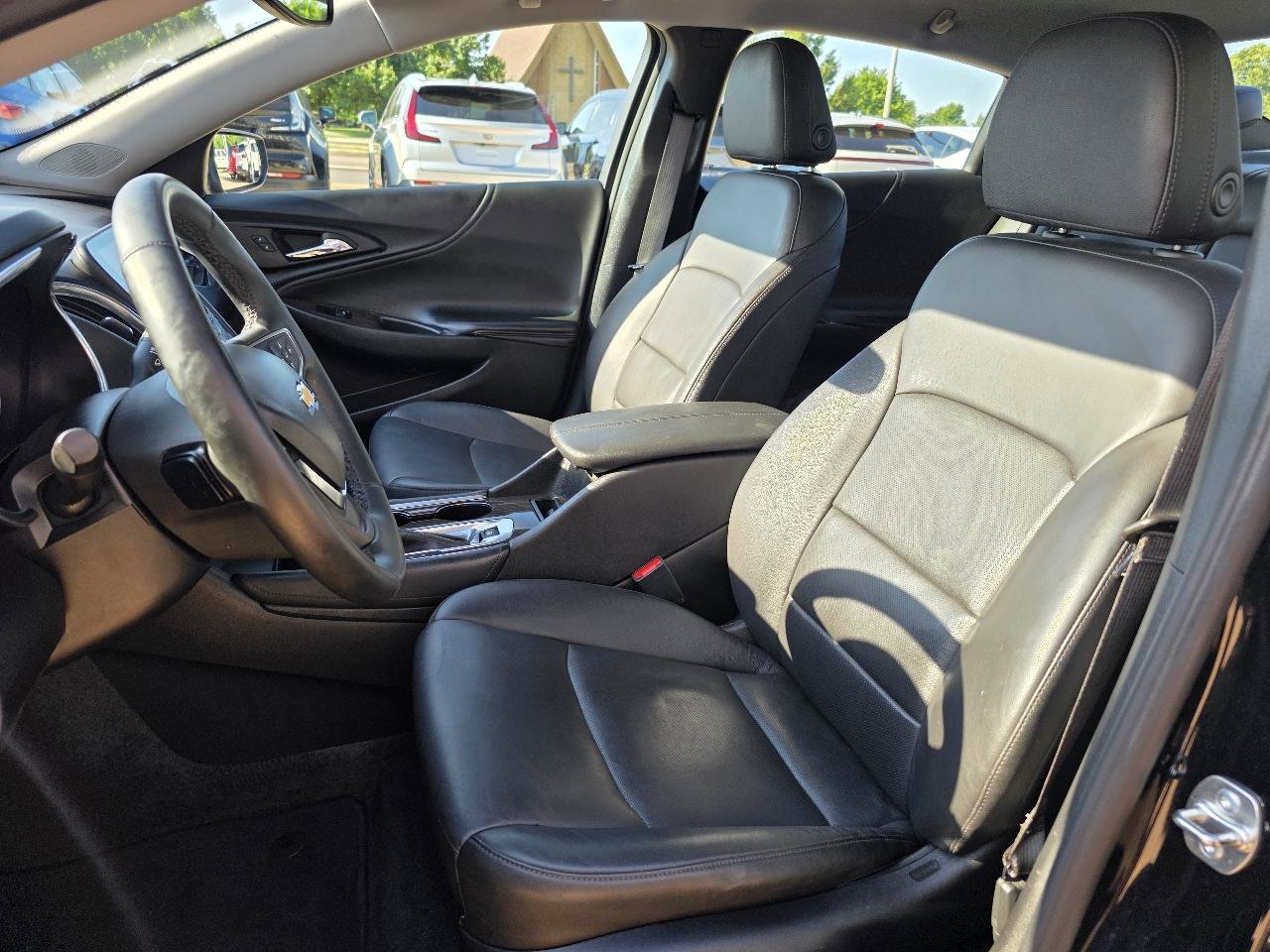 Used 2024 Chevrolet Malibu LT FWD image 13
