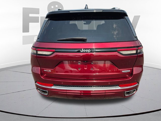 Used 2023 Jeep Grand Cherokee Summit w/ Luxury Tech Group V AWD/4WD image 6
