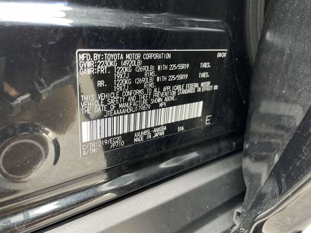 Used 2024 Toyota Venza Nightshade image 10