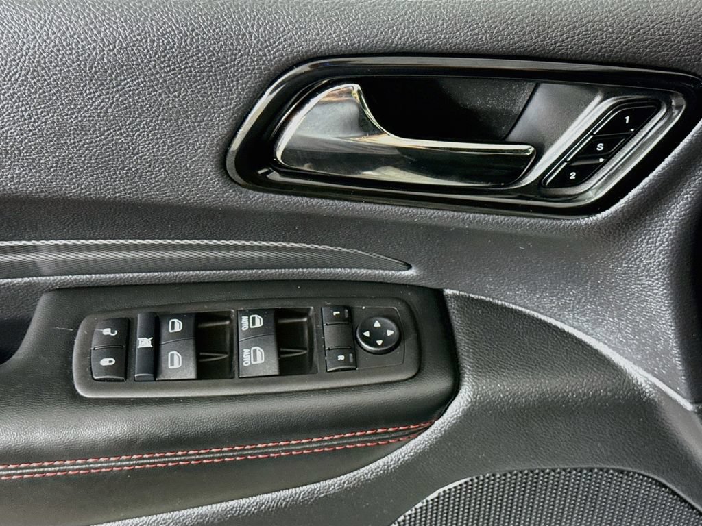 Used 2025 Dodge Durango GT AWD/4WD image 23