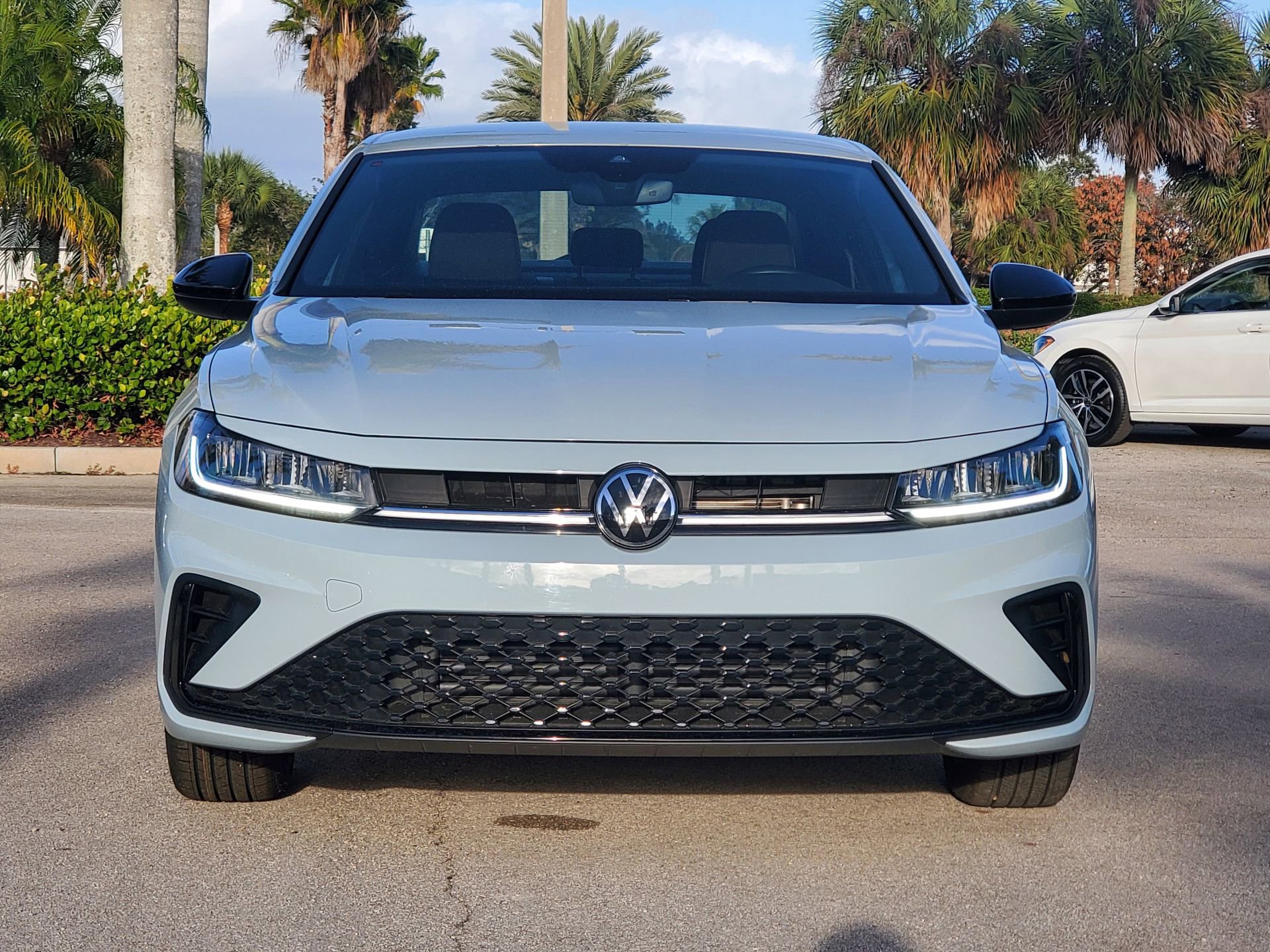 Used 2025 Volkswagen Jetta Sport image 2