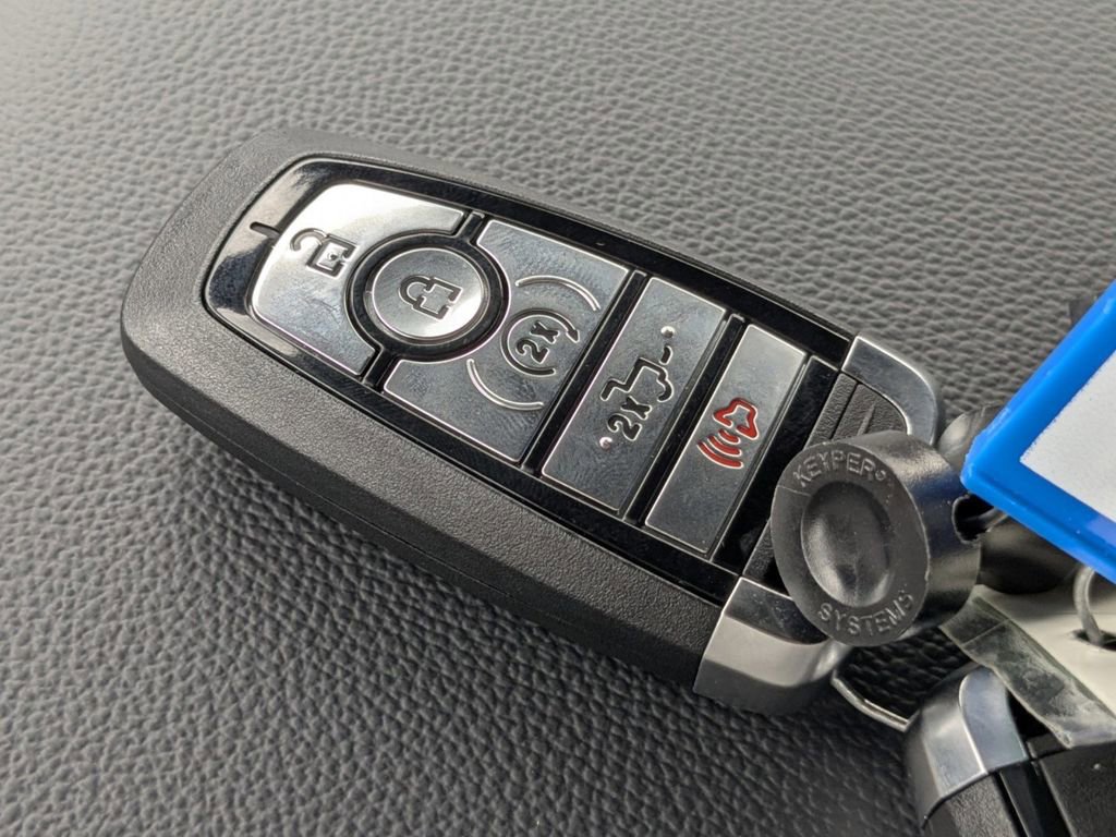 New 2026 Ford F250 Lariat image 34